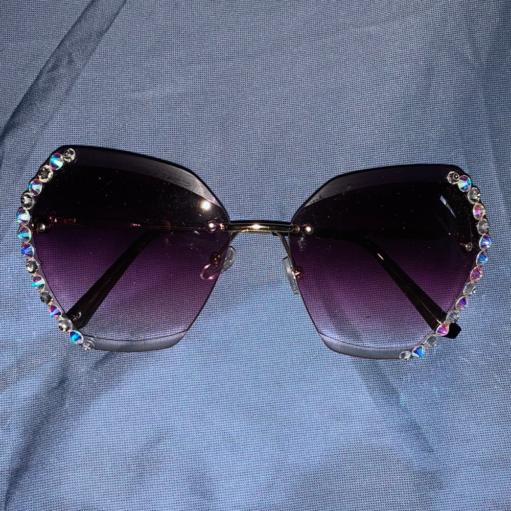 Ombré purple bedazzled sunglasses
